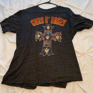 Guns and Roses T-shirt size L